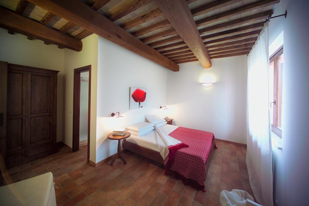 Agriturismo Casale Le Selvette Ripa Room photo