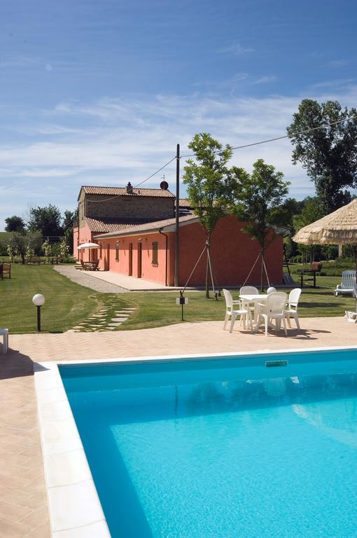 Agriturismo Casale Le Selvette Ripa Exterior photo