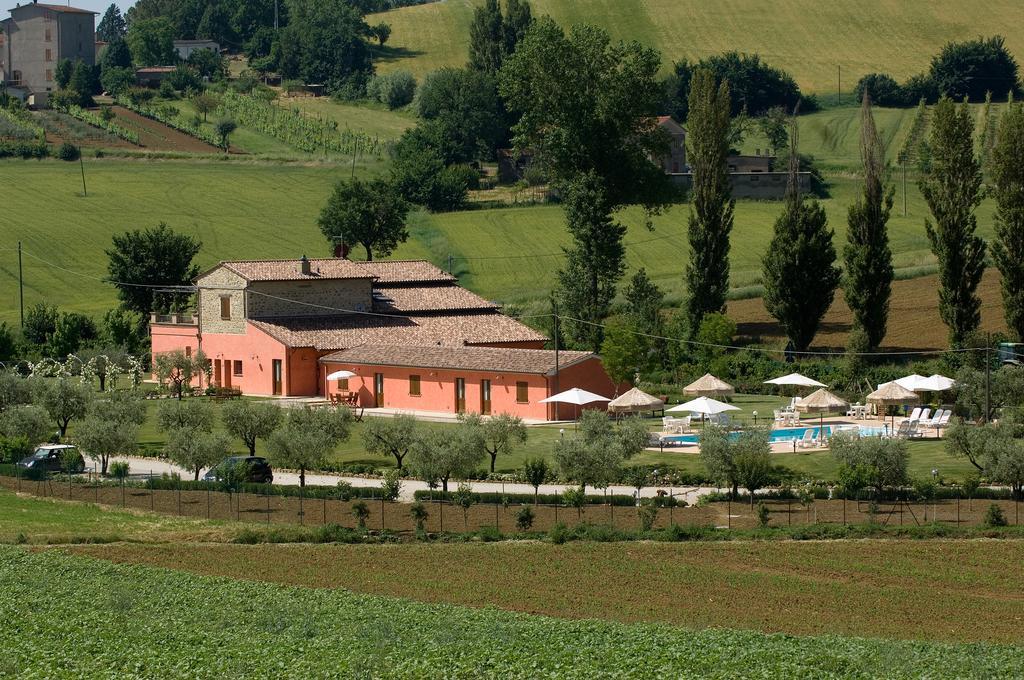 Agriturismo Casale Le Selvette Ripa Exterior photo