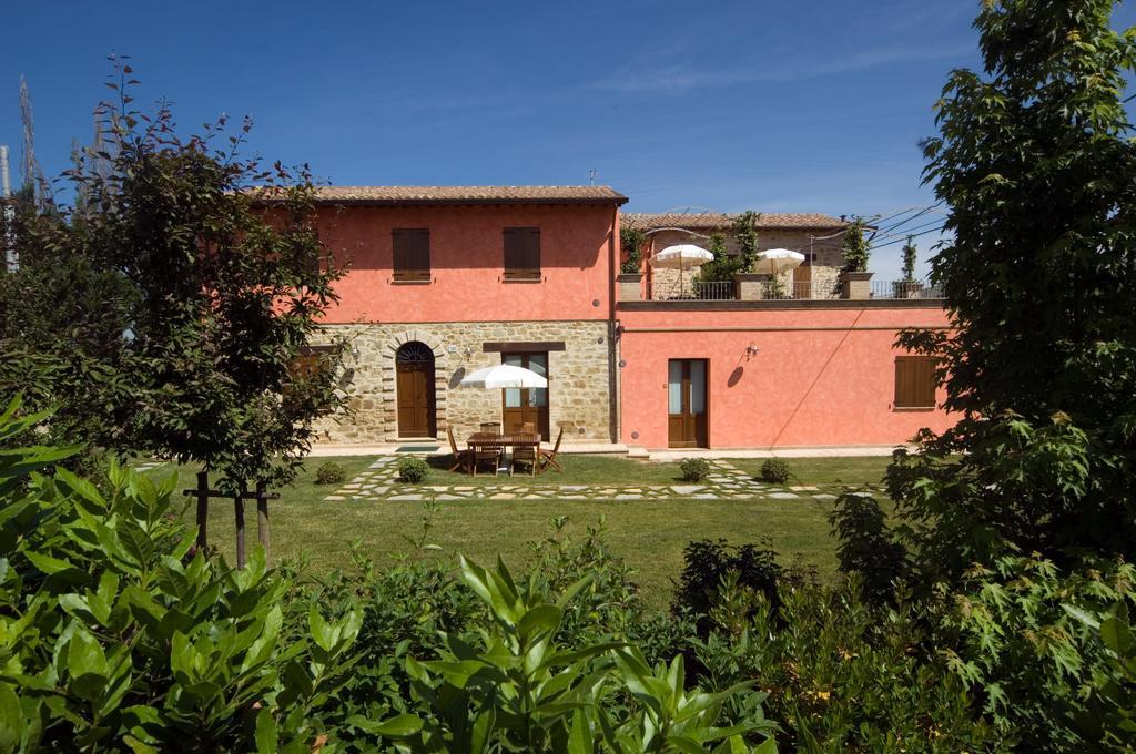 Agriturismo Casale Le Selvette Ripa Exterior photo