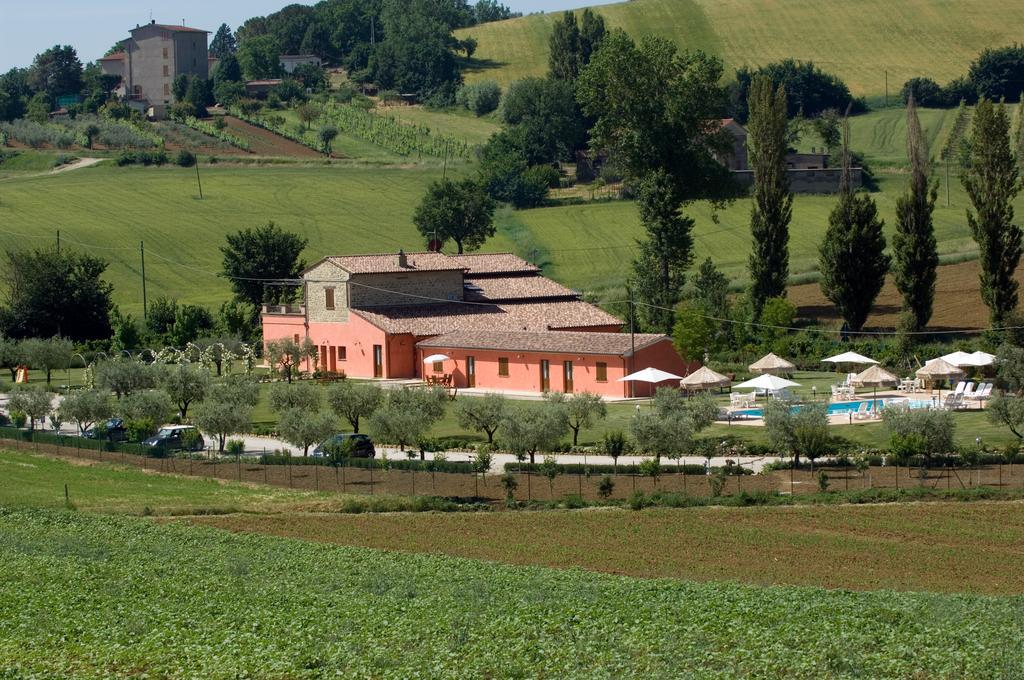 Agriturismo Casale Le Selvette Ripa Exterior photo